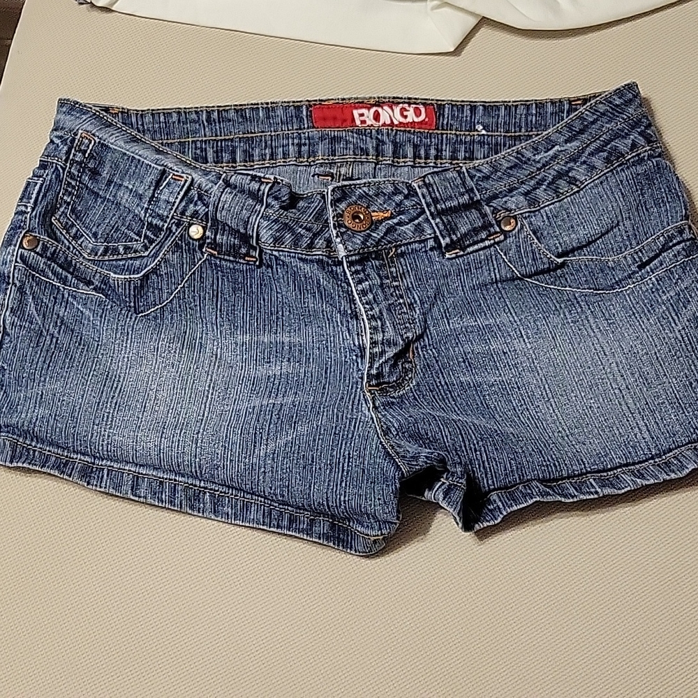 BONGO Blue Jeans w/ Brown Stitching 💙